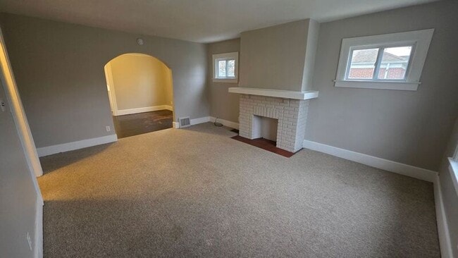 Building Photo - 3808 Torrance Dr