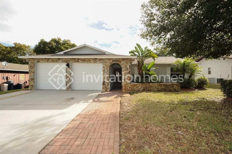 Primary Photo - 10840 Peppertree Ln