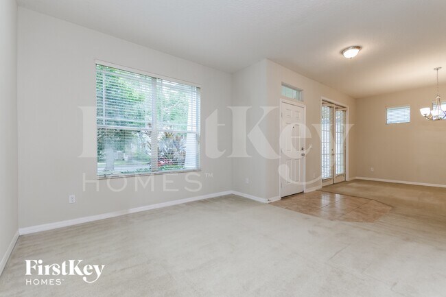 Foto del edificio - 5457 Gemgold Ct