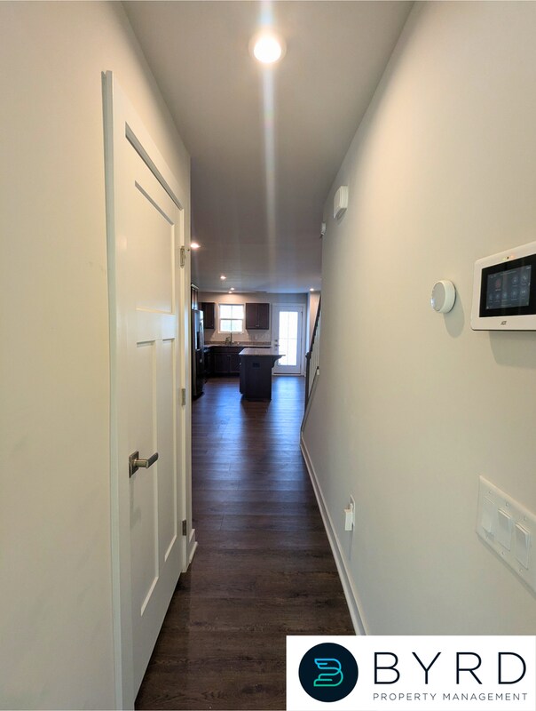 Foto del edificio - 5205 Addison Gate Dr