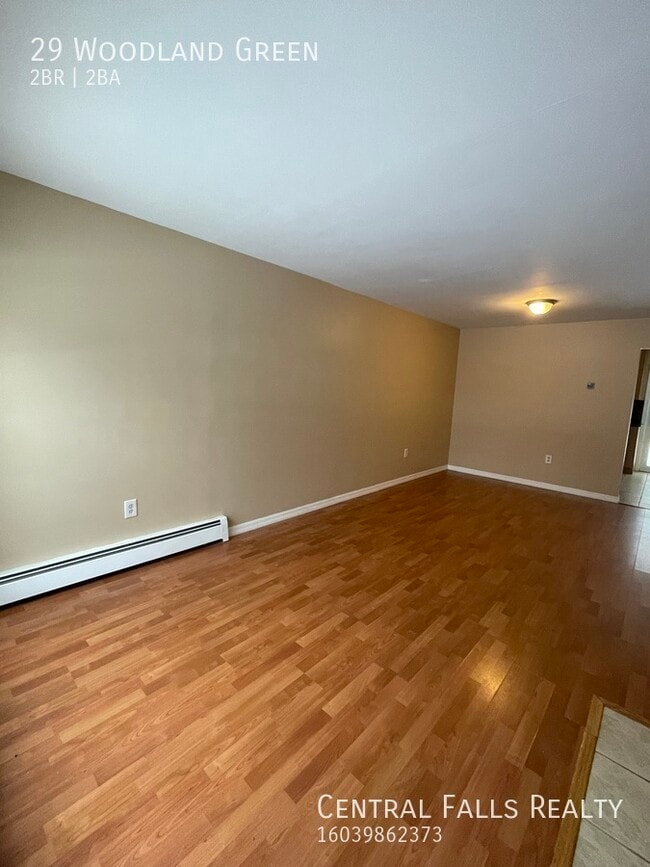 Building Photo - 29 Woodland Green