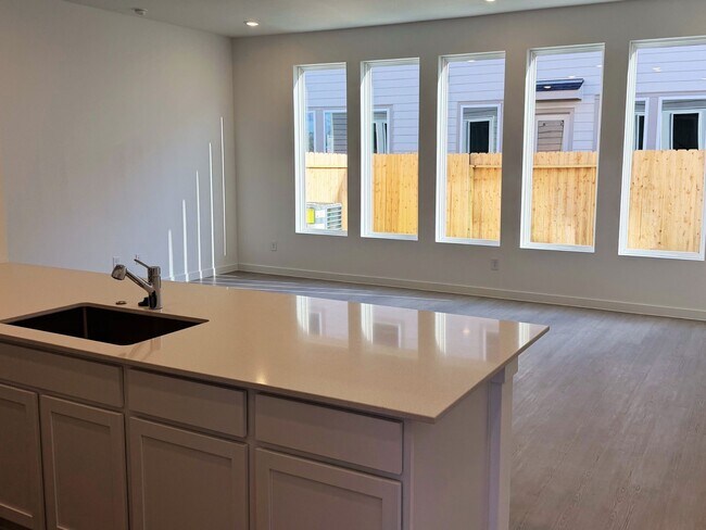 Building Photo - 2218 Via Vicky Rd