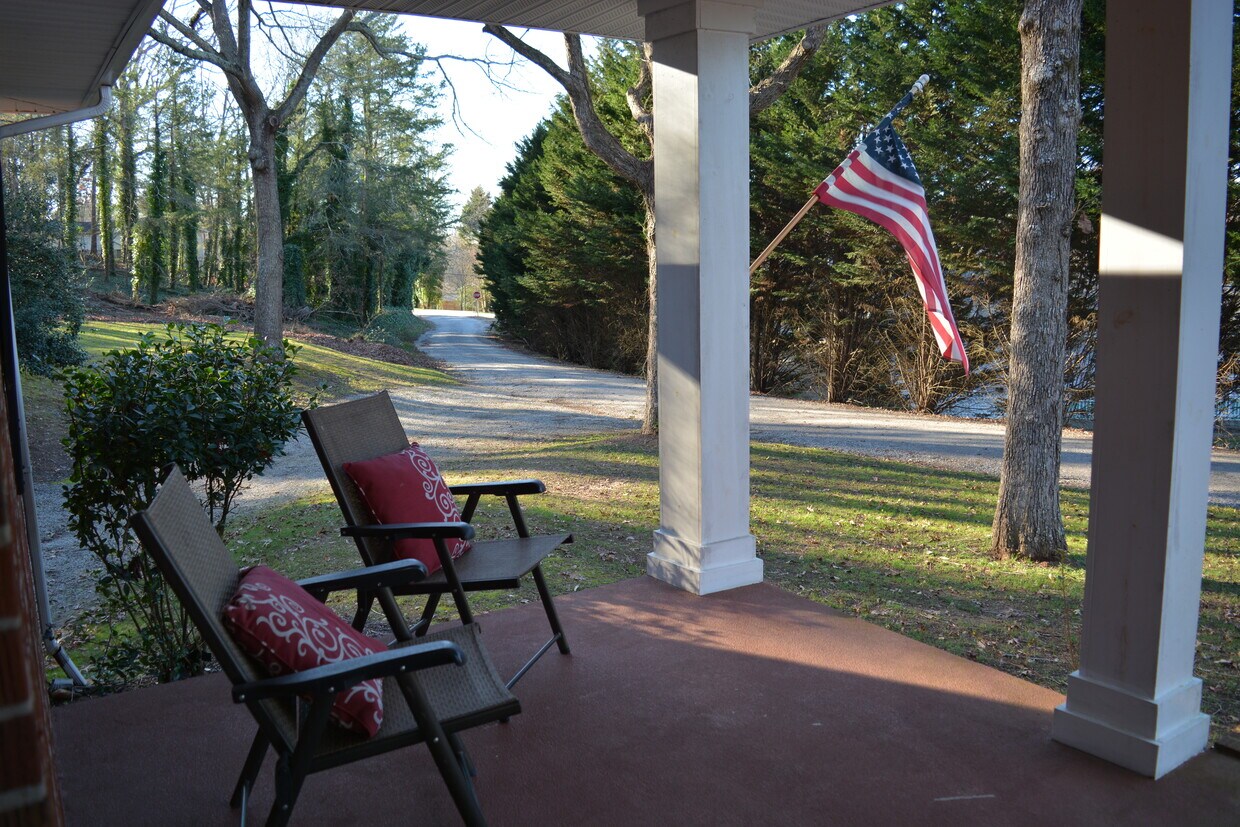 2575 Dunlap Mill Rd, Gainesville, GA 30506 House Rental in