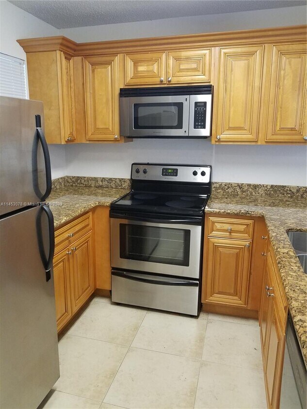 1581 Balfour Point Dr Unit H, West Palm Beach, FL 33411 Condo for Rent in West Palm Beach, FL