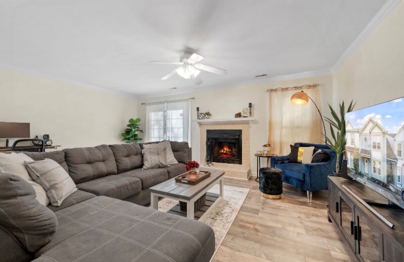 Primary Photo - 4631 Stonebridge Ln
