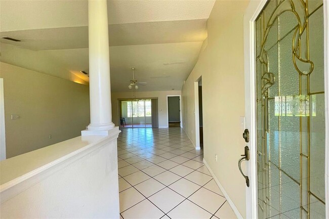 Foto del edificio - 45 Barkwood Ln