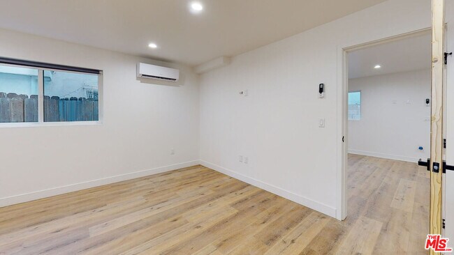 Building Photo - 14655 Erwin St