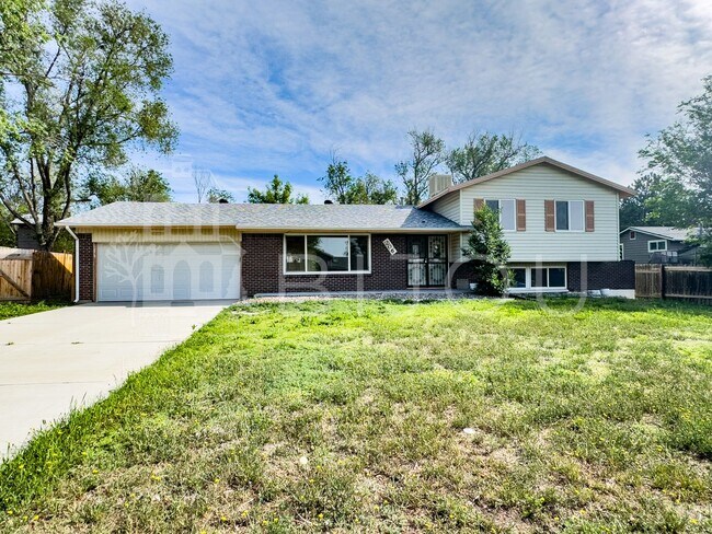 Building Photo - 206 Catalina Pl