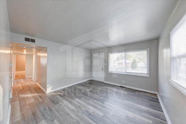 Photo - 64 S Galeston Ave House