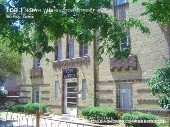 Primary Photo - 1563 N Washington St