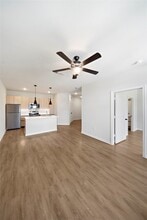 Building Photo - 17000 Bissonnet St