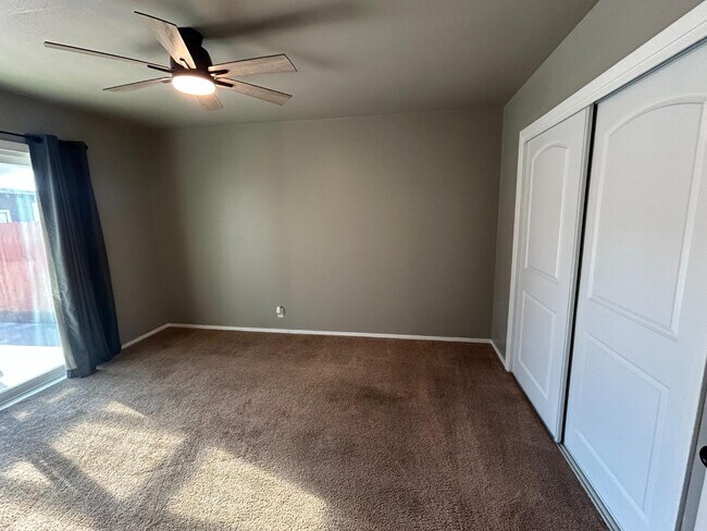 Foto del edificio - 196 Surf St