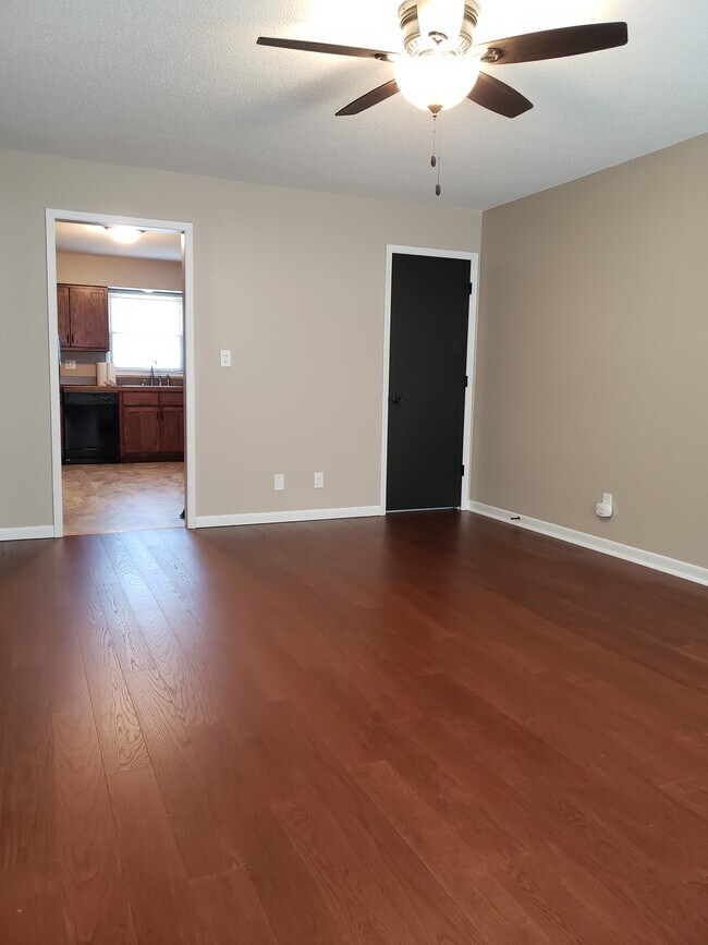 Foto del edificio - 1521 N Dakota Ave