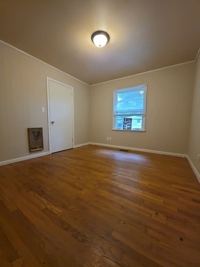 Building Photo - 4504 Sparkman Dr NW