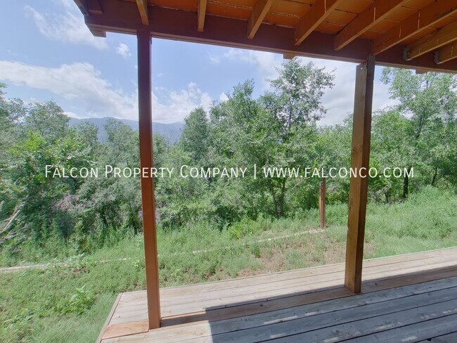 Foto del edificio - Unique Duplex in Mesa Heights! - Approved ...