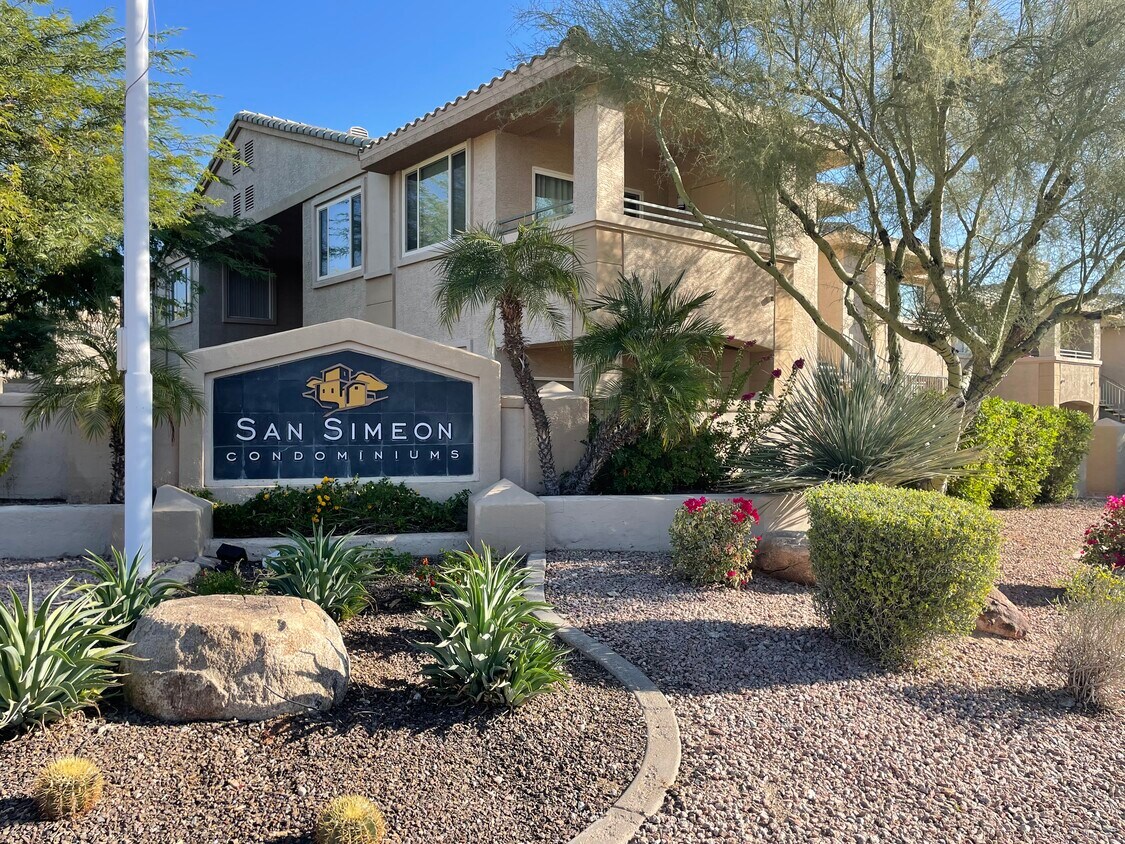 Primary Photo - 16013 S Desert Foothills Pky