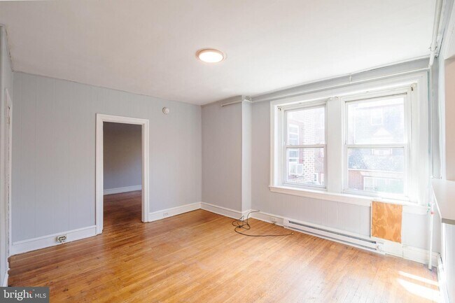 Foto del edificio - 2115 N 63rd St