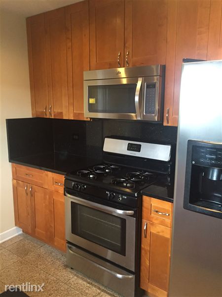Foto del edificio - 7700 Maple St