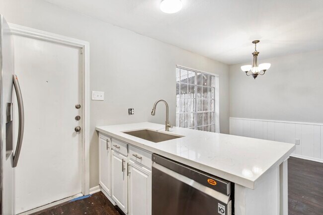 Building Photo - 4729 Indian Trail