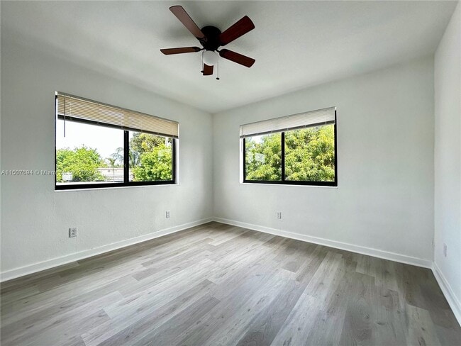 Building Photo - 875 80th St
