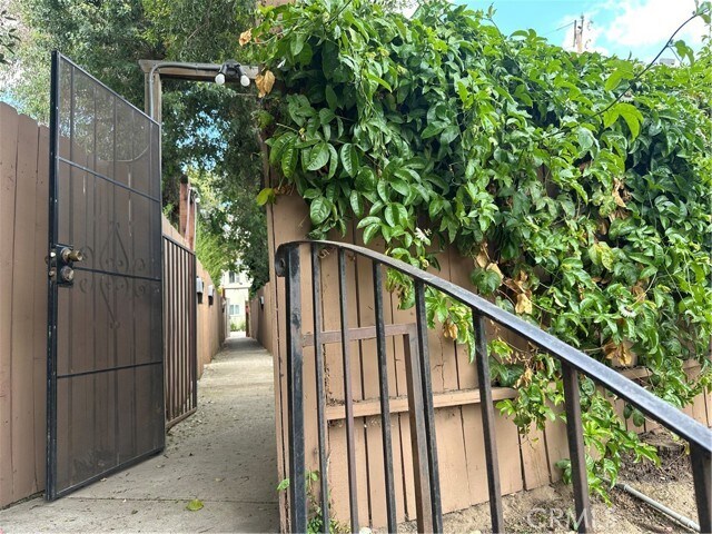 Foto principal - 1250 Huntington Dr