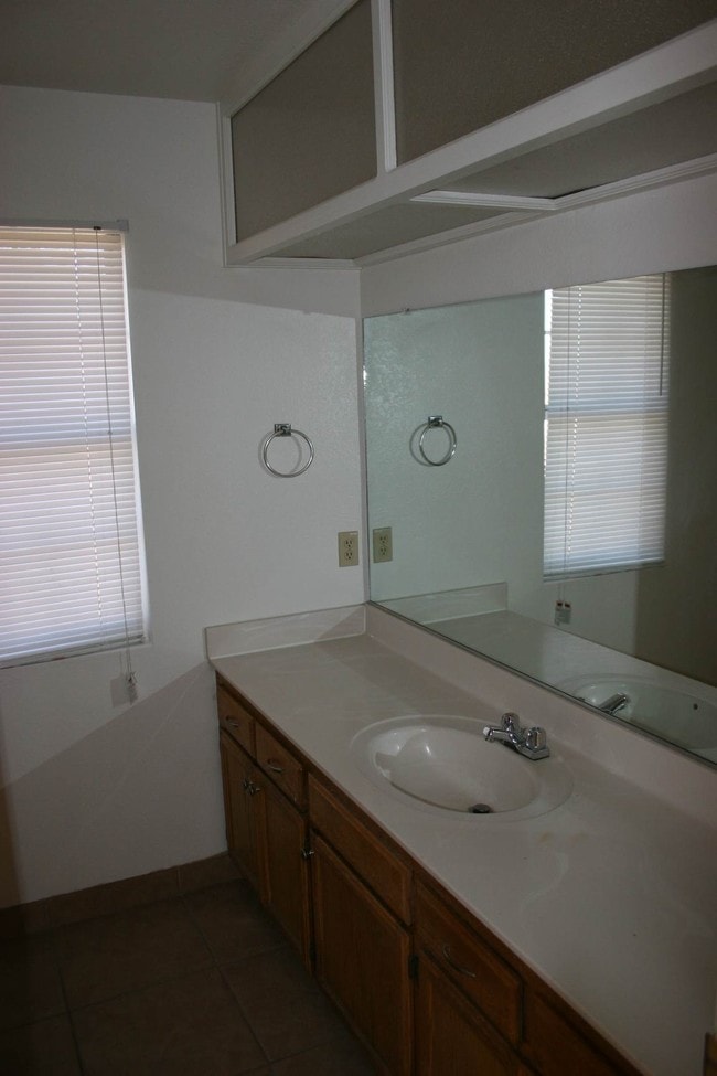 Interior Photo - 7618 Walpole Ave