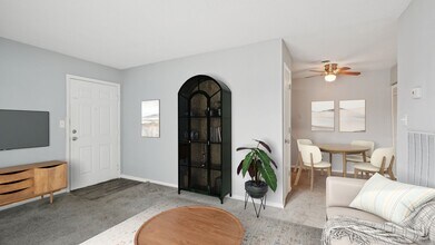 Building Photo - Legacy Pointe Apartments