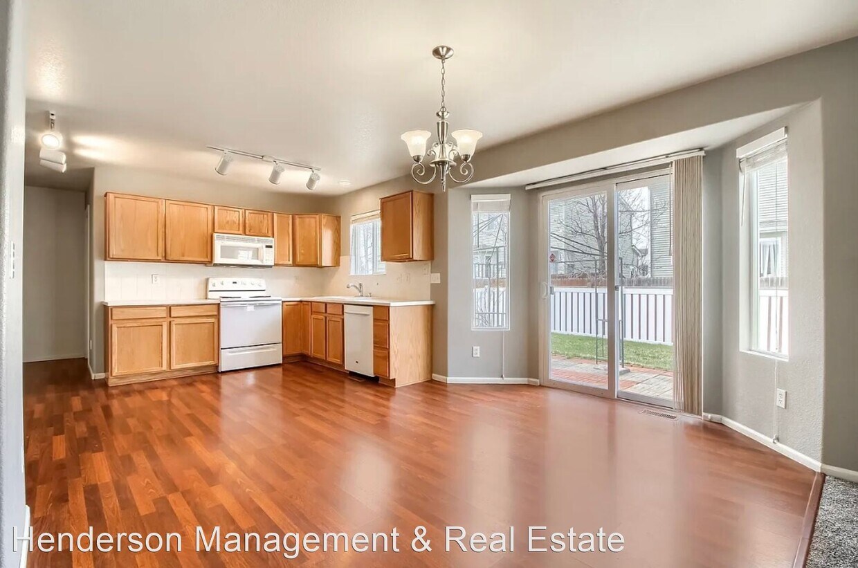 3 br, 2.5 bath House 1264 Fall River Cir House Rental in Longmont