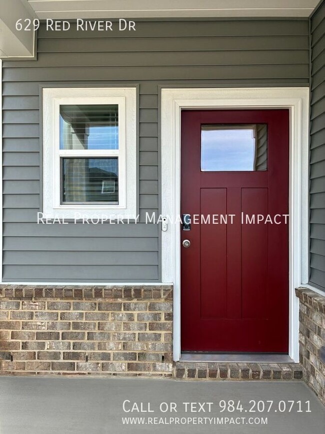 Building Photo - 629 Red River Dr