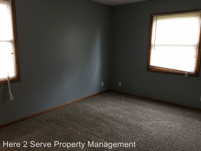 Building Photo - 242 Bona Vista Dr NW