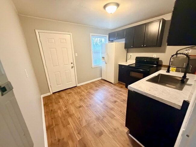 Photo - 700 Jackson St House