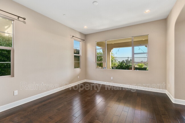 Foto del edificio - 1513 White Sage Way