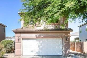 Building Photo - 40092 Calabria St