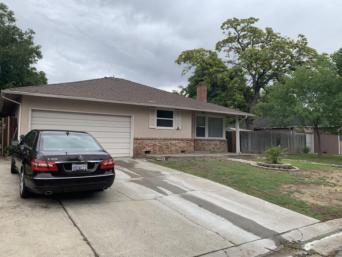 2504 Andrade Way, Sacramento, CA 95821 House Rental in Sacramento, CA