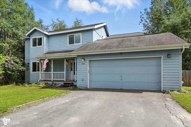 Building Photo - Spacious Palmer Home!