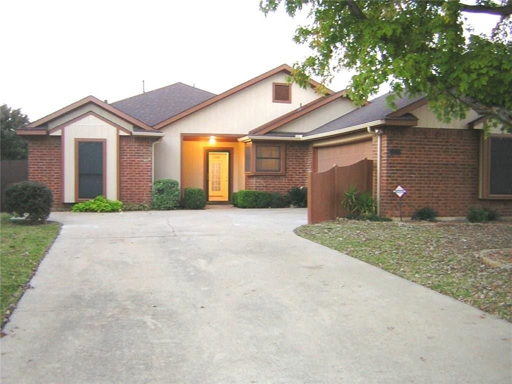 2216 Woodview Dr, Flower Mound, TX 75028 House Rental in Flower Mound