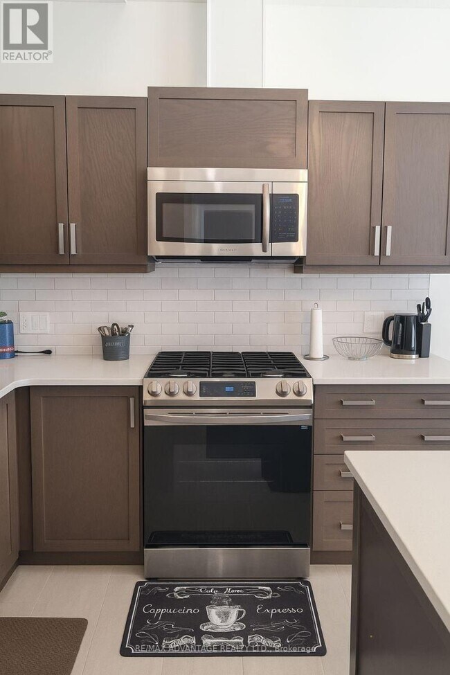 Photo du bâtiment - 63 Compass Trail