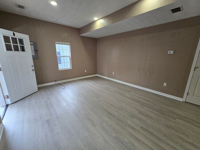 Foto del edificio - mad5878