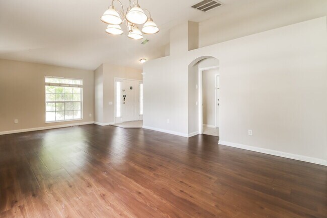 Building Photo - 11510 Misty Isle Ln