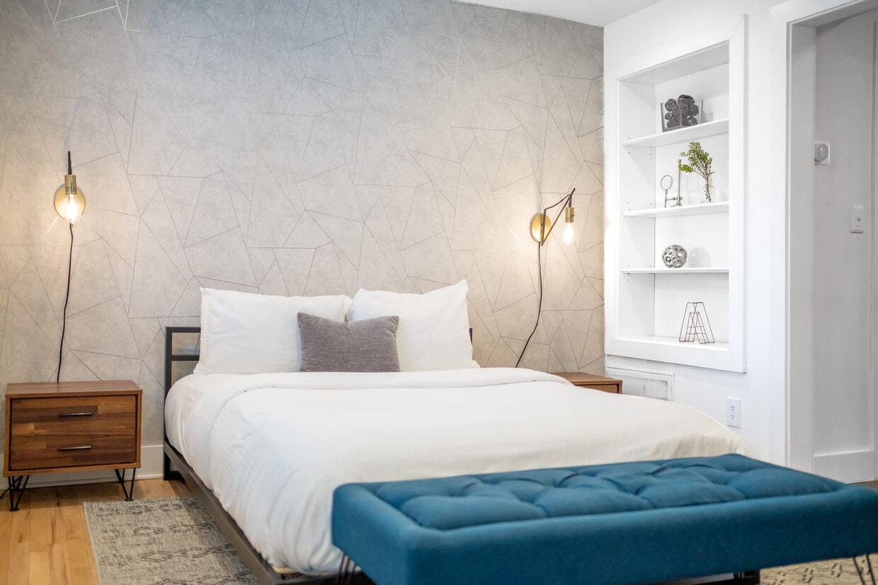 Foto principal - 1136 Crescent Ave NE