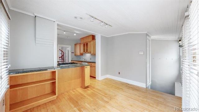 Foto del edificio - 218 S Emerson St