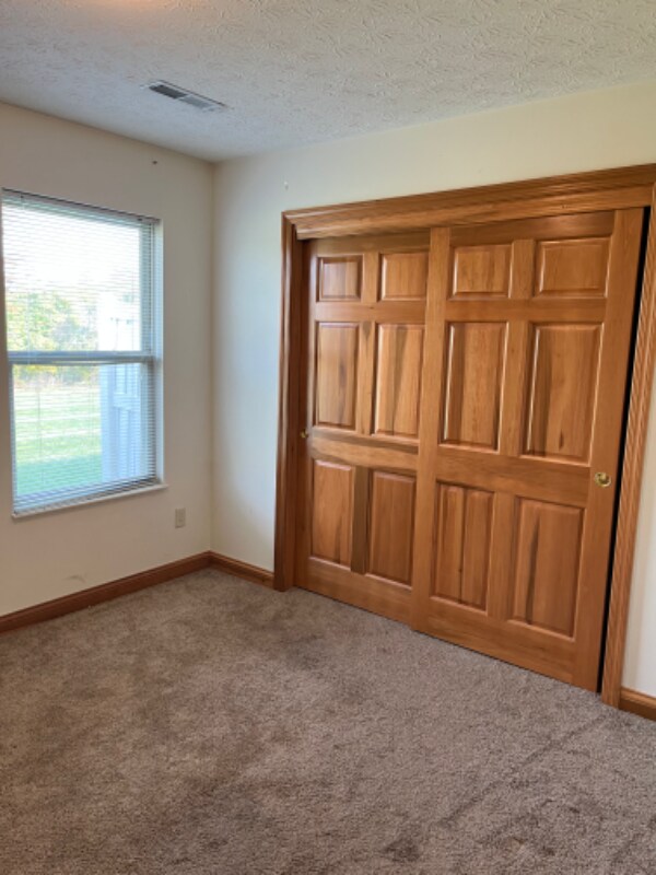 Foto del edificio - 2257 Shamrock Ln