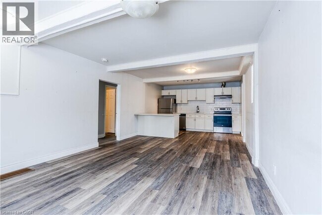 Building Photo - 1208 West 5th Street