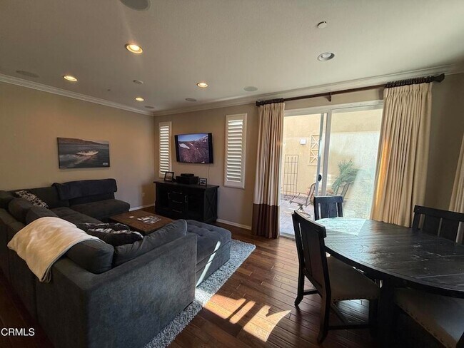 Foto del edificio - 2967 Palmera Ln