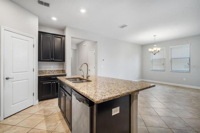 Building Photo - 10913 Purple Martin Blvd