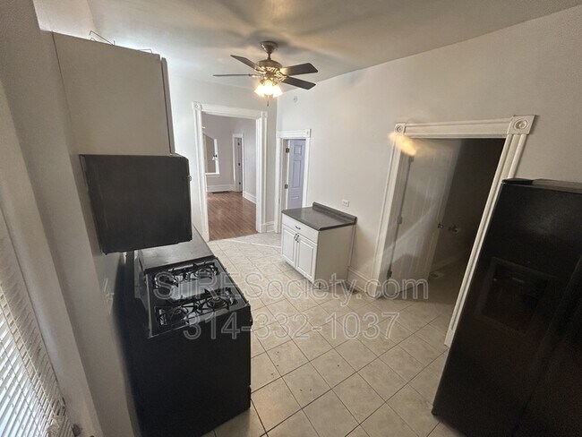 Foto del edificio - 227 Dover St