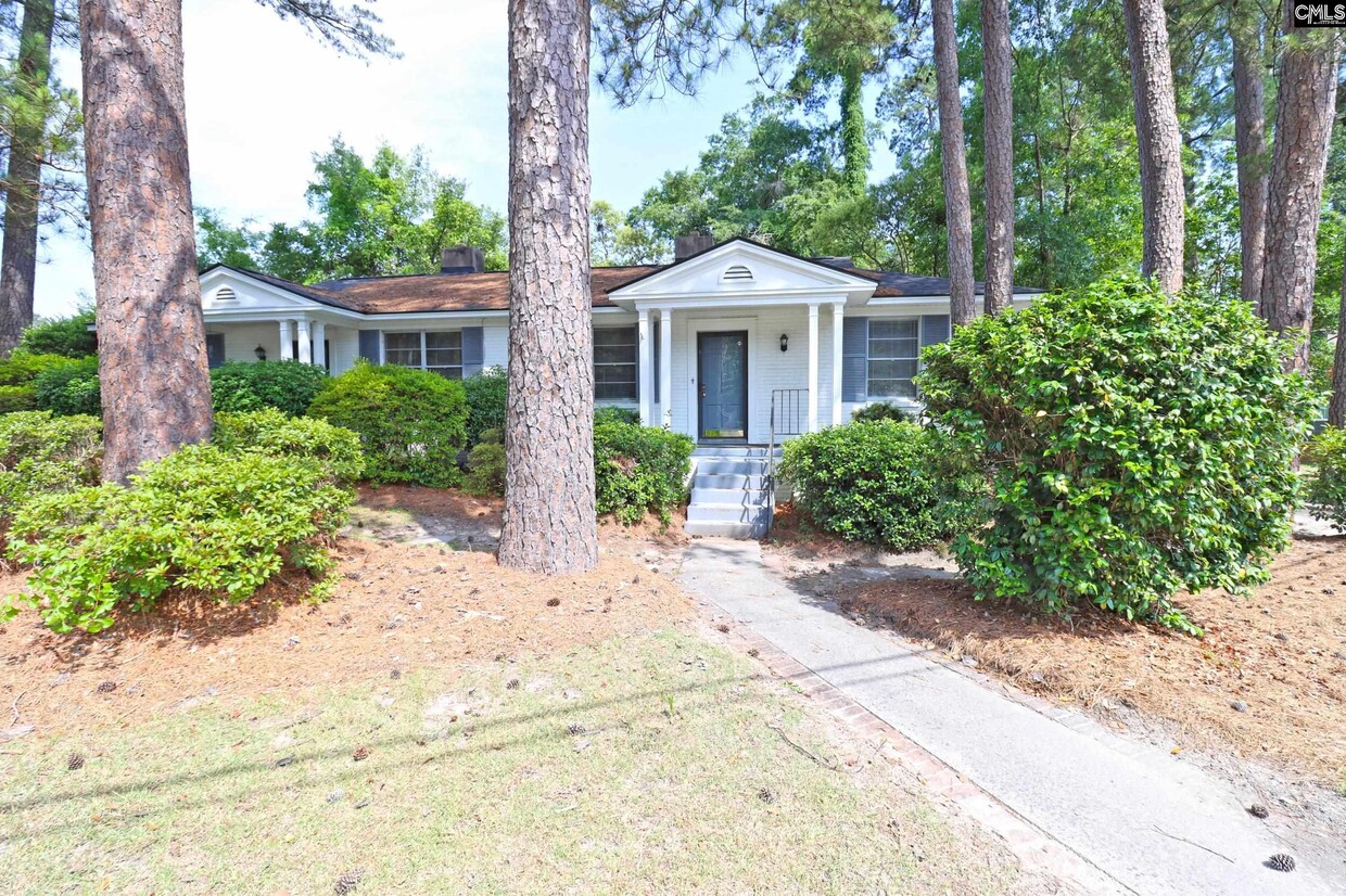 Primary Photo - 5316 N Trenholm Rd