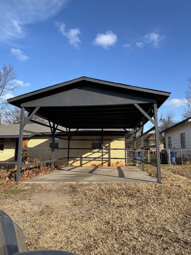 Foto del edificio - 915 S 6th St