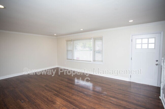 Foto del edificio - 49 Granite Ln