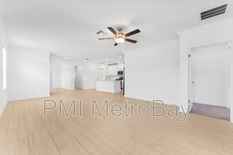 Building Photo - 17558 Holly Wl Ave